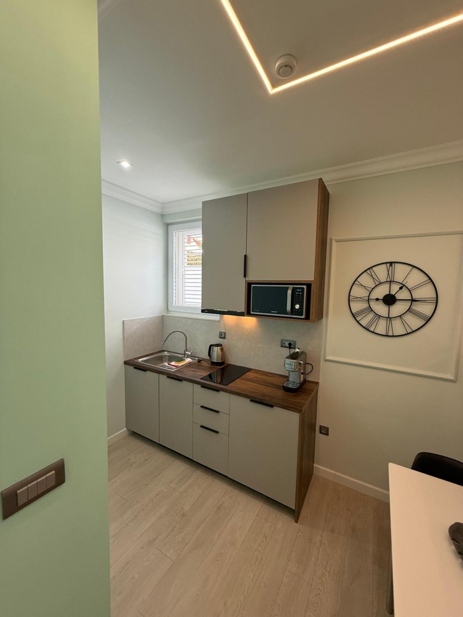 Doel Apartament