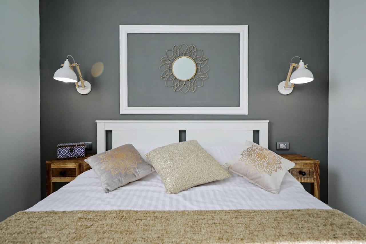 Doel Apartment *